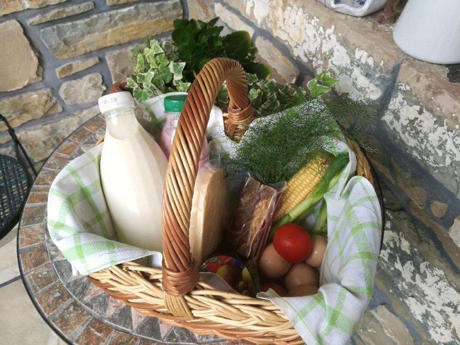 منزل الضيف Gračišče  في Wine House Rakar المظهر الخارجي الصورة